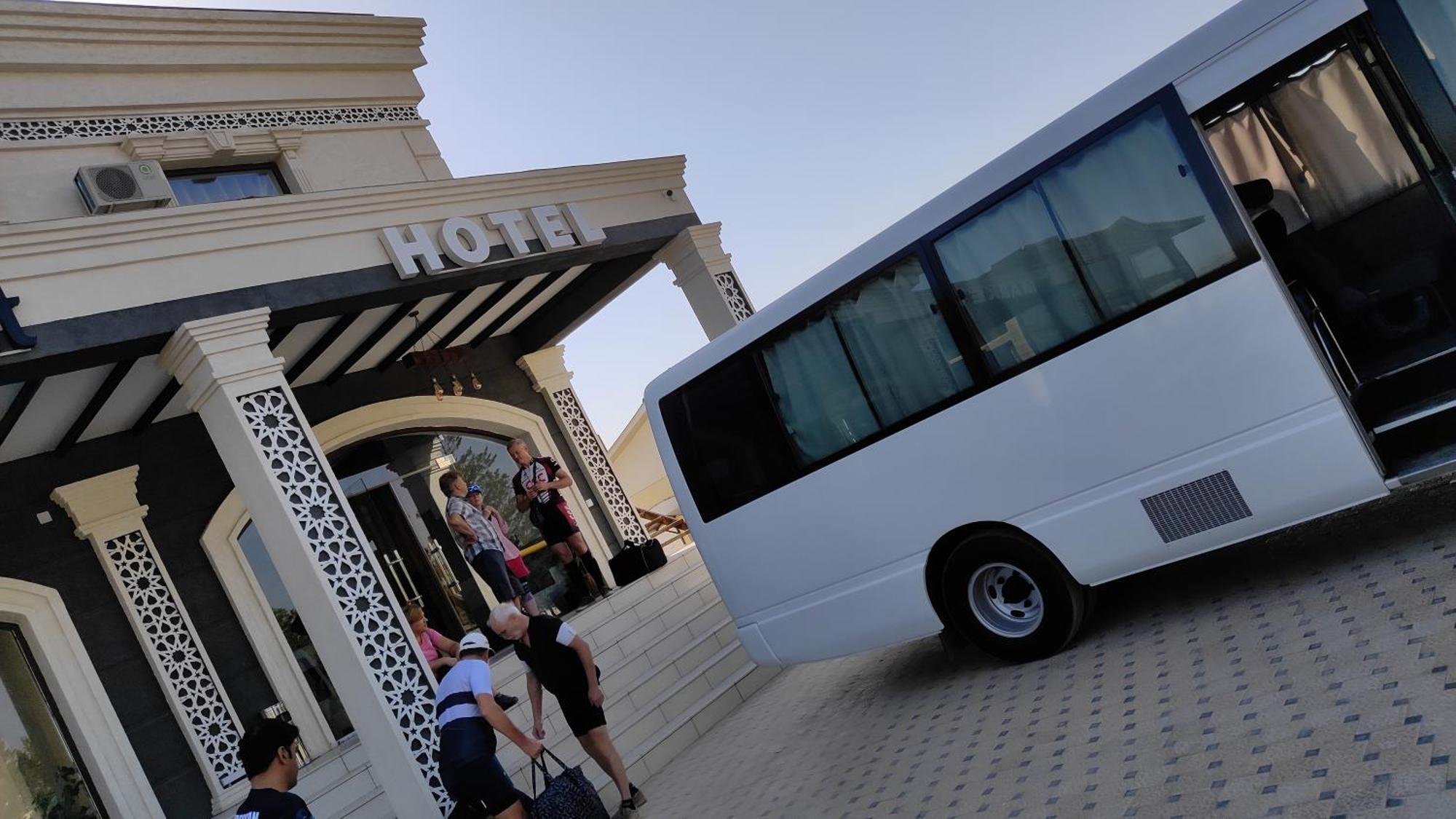 Отель Сахара Baysun Ngoại thất bức ảnh